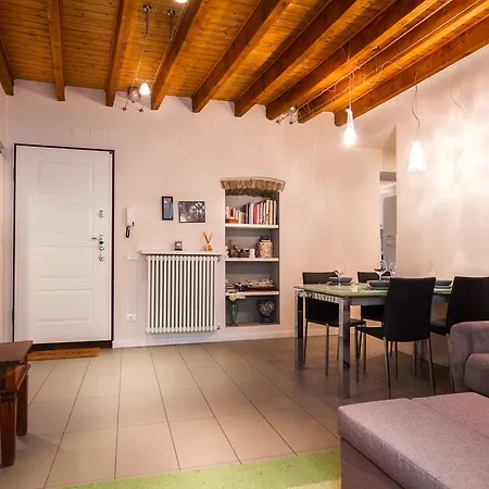 Collegio Dei Dottori 3 Como